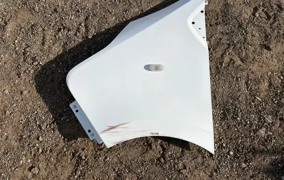 Opel Vivaro Fender 