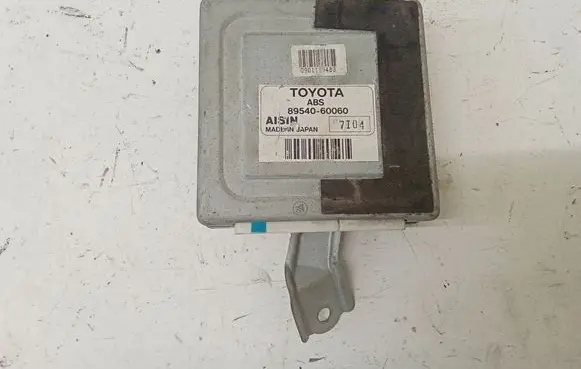 Toyota Land Cruiser (J120) ABS control unit/module 8954060060