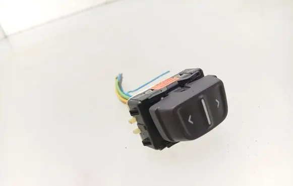 Dacia Sandero II Electric window control switch 254214937R