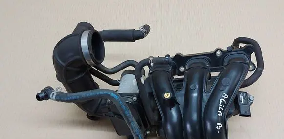 Opel Agila B Intake manifold