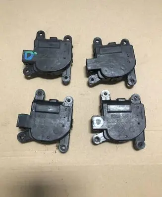 KIA Sorento A/C air flow flap actuator/motor 