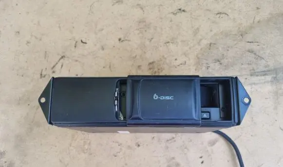 Volkswagen PASSAT B5.5 CD/DVD changer 1J0906627A CXCV1820LVC