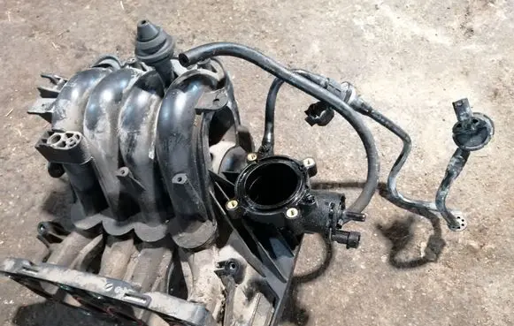 Ford Ka Intake manifold