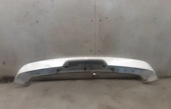 Mitsubishi Grandis Rear window tailgate spoiler MN129304
