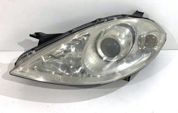 Mercedes-Benz A W169 Headlight/headlamp A1698200561