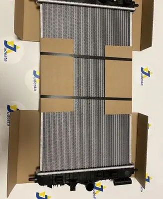 Opel Insignia A Coolant radiator 630718