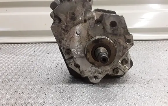 Ford Focus C-MAX Fuel injection high pressure pump 0445010089 9651844380