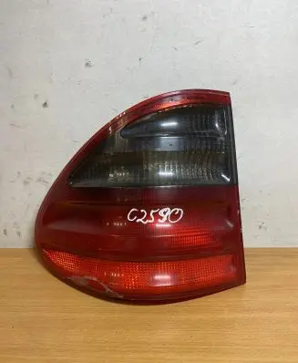 Mercedes-Benz E W210 Rear/tail lights A2108206764 C2590
