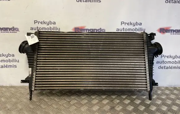 Opel Insignia A Intercooler radiator 13241751