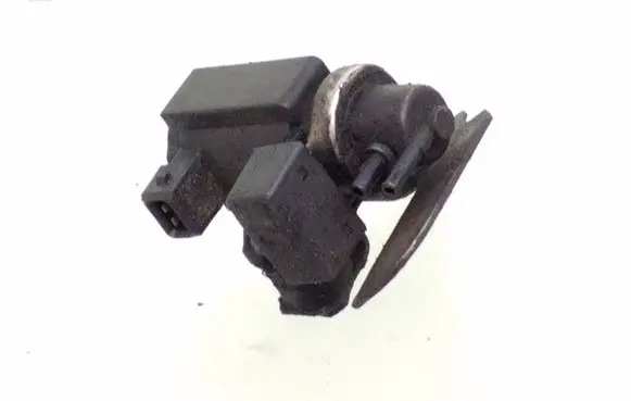 BMW 5 E39 Turbo solenoid valve 72279600 2247906