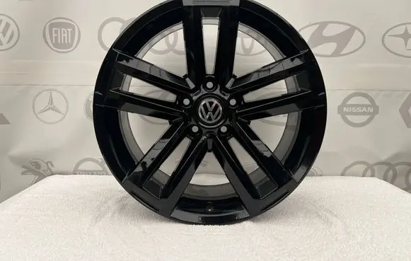 Volkswagen Amarok R19 spare wheel 2H0601025E