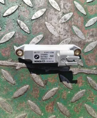 BMW X5 E53 Airbag deployment crash/impact sensor 6911038 270905 0285002064