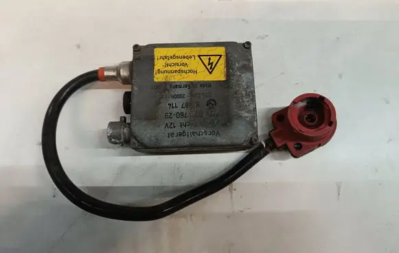BMW 5 E39 Headlight ballast module Xenon 8387114