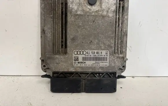 Audi Q7 4L Engine control unit/module 4L1910401H 4L0907401C