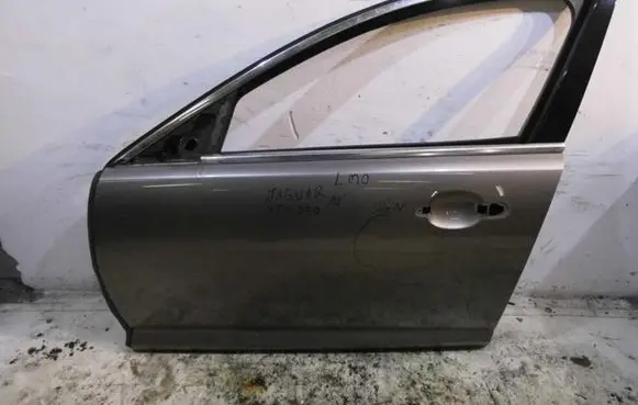 Jaguar XF X250 Front door