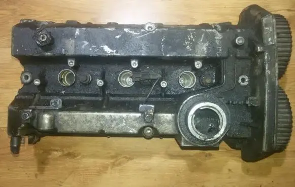 KIA Carnival Rocker cam cover 