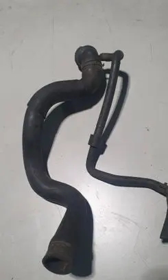 Engine coolant pipe/hose