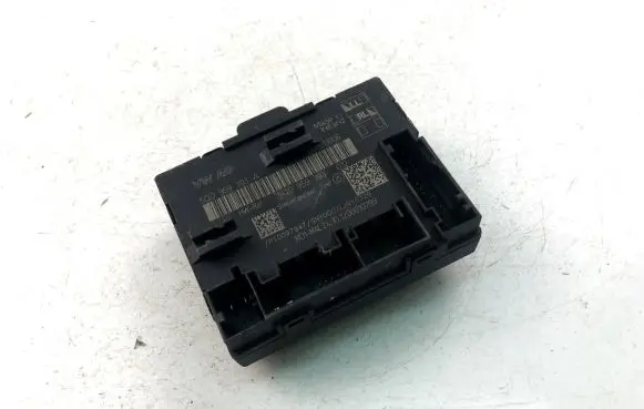 Volkswagen Golf VII Other control units/modules 5Q0959393A