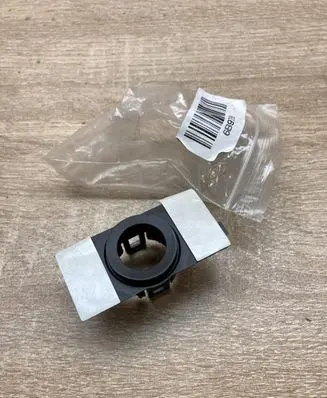 Skoda Octavia Mk2 (1Z) Front parking sensor holder (PDC) 1Z5919491B