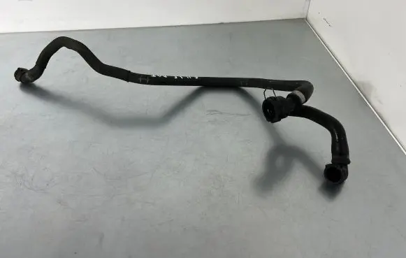 BMW 5 F10 F11 Engine coolant pipe/hose 8512418