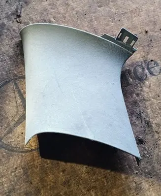 Volkswagen Touareg I (D)pillar trim (top) 7L6867246