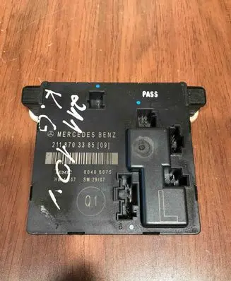 Mercedes-Benz E W211 Other control units/modules 2118703385 00406075