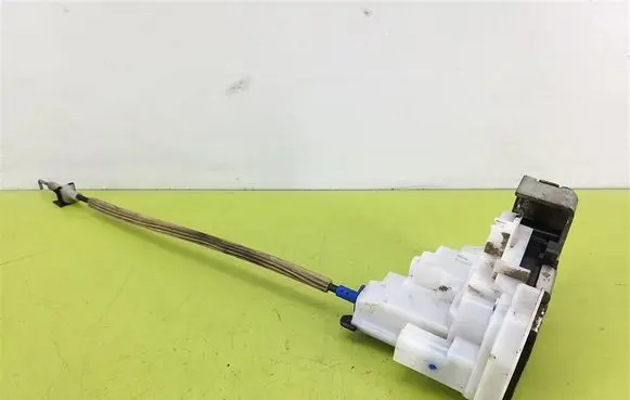 Front door lock