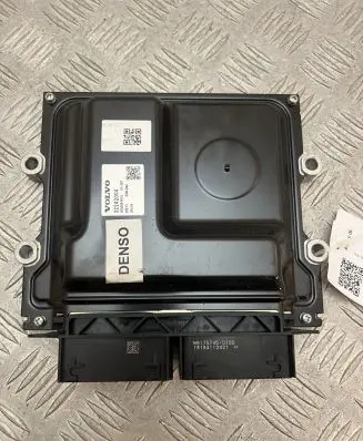 Volvo XC90 Engine control unit/module 32242004