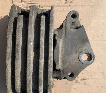 Ford Transit Gearbox mount WFJ174004