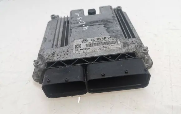 Volkswagen Tiguan Engine control unit/module 03L906022RN 03L906022RP 0281016155