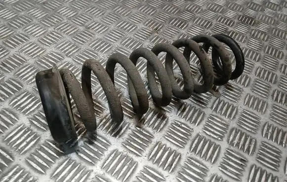 BMW 1 E81 E87 Rear coil spring