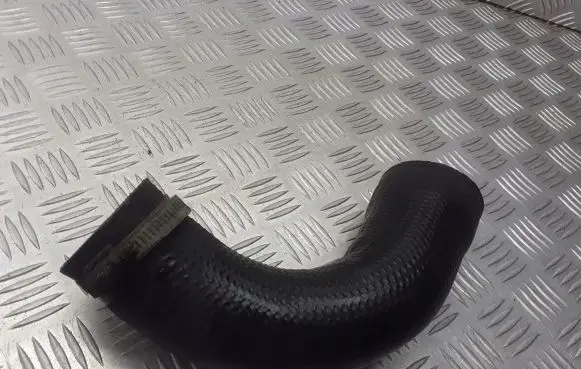 Volvo S40 Intercooler hose/pipe