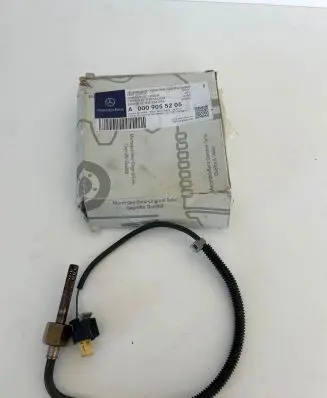 Mercedes-Benz E W212 Exhaust gas temperature sensor A0081534128 1443948701025