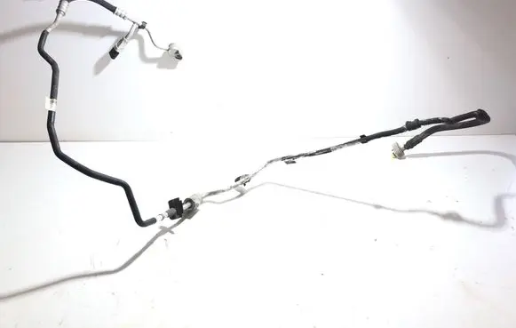 Volkswagen Touareg I Air conditioning (A/C) pipe/hose 7L0820741D