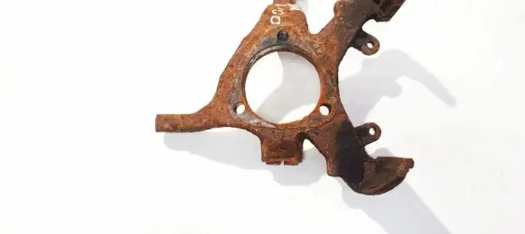 Front wheel hub