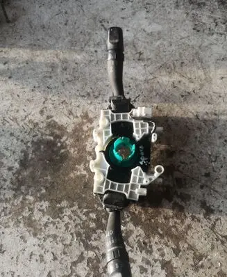 KIA Sportage Wiper turn signal indicator stalk/switch 202003395