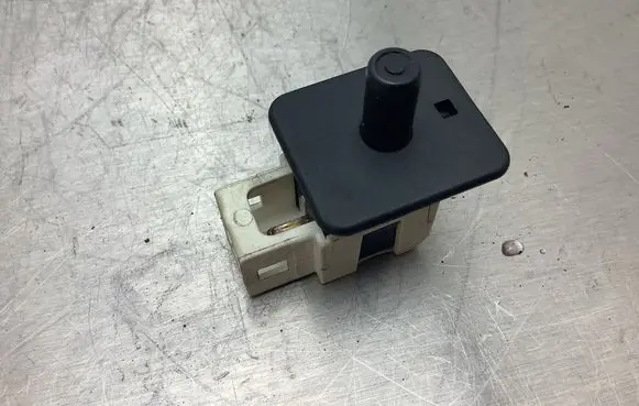 Mercedes-Benz SLK R170 Front door sensor coupe 2028209410 30011501