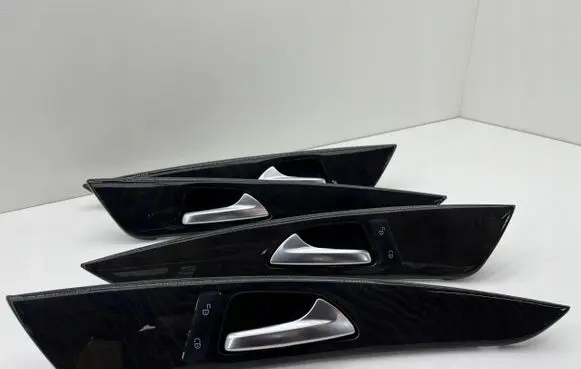 Mercedes-Benz CLS C218 X218 Front door trim bar 