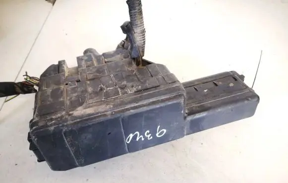 Toyota Avensis T220 Fuse box set