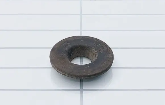 Volkswagen PASSAT B6 Rear coil spring rubber mount 