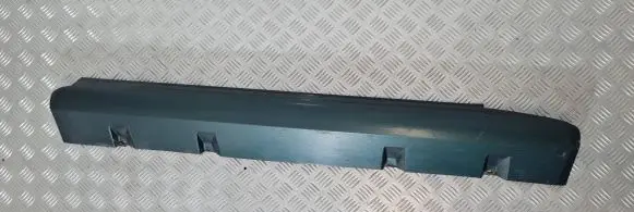 Suzuki Jimny Sill/side skirt trim 