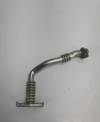 Volkswagen Caddy Oil cooling pipe 04l145736