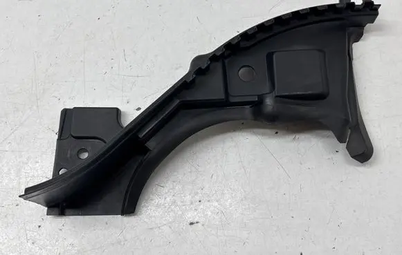 BMW X1 F48 F49 Wiper trim 51767329402