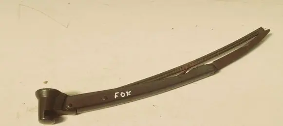 Volkswagen Fox Rear wiper blade arm