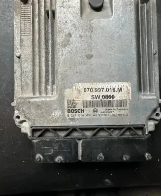 Volkswagen Transporter - Caravelle T5 Engine control unit/module 0281014050 070997016M