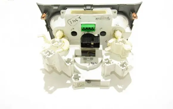 Suzuki Alto Climate control unit