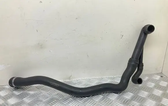 Audi A3 S3 8V Engine coolant pipe/hose 5Q0122051AL 5Q0121619B 5Q0122291AT