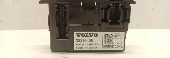 Volvo XC40 Other control units/modules 32296405