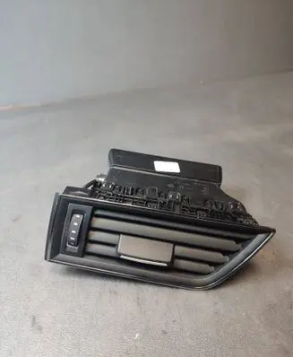 Skoda Superb B8 (3V) Dashboard side air vent grill/cover trim 3V0819701C
