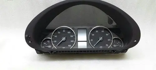 Mercedes-Benz C W203 Speedometer (instrument cluster) A2035409047